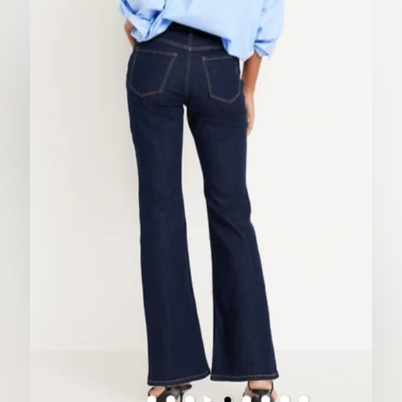 Old Navy Women's High-Rise Flare Dark Wash Jeans - Picture 3 of 6